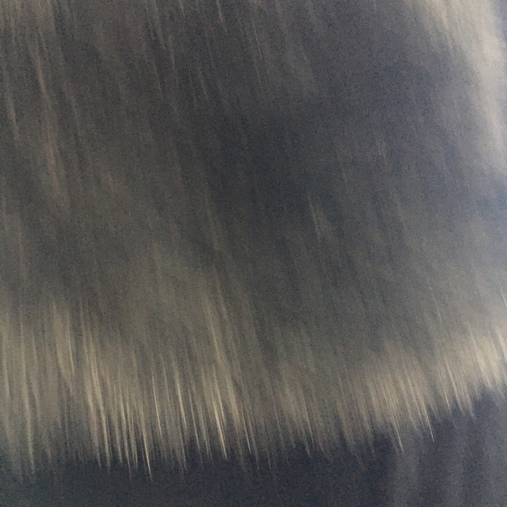 Women sz Medium black velvet faux fur neck & cuffs - Picture 8 of 8
